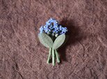 ブローチ　ワスレナグサ