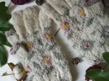 名残の薔薇〜模様編みのスマホ対応5本指手袋の画像