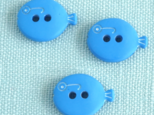 (3個) メガネの魚のボタン　15mm　ブルー　フランス製　の画像