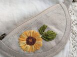 送料無料*リネン*リボン刺繍*ミニポーチ*コインケース*ひまわりの画像