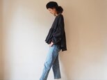 Ramie linen canvas gather blouseuse(long sleeve) BLACKの画像