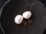 【再入荷】大粒バロックパールのピアス【K14gf】Baroque pearl／Whiteの画像