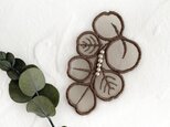 オーガンジー刺繍ユーカリ ブローチ(シナモンブラウン)【受注制作】の画像