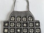 ウール100%   かぎ針編みのビスチェ　キャミソール　ベスト　編み物　編物　毛糸の画像