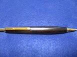 ブラックウッド　玉杢　キヌカオイル仕上げ　ワンピースタイプのシャープペンシル(0.5ミリ用)　希少材の画像