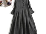 ★サンプルセール　1点のみ★秋冬の綿麻ワンピース　手つくりボタン　ロングワンピース　　グリーン1124-3