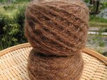 手紡ぎ毛糸　コリデール　茶　100gの画像