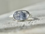 [深海庭園dumortierite in quartz]ringの画像