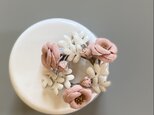 野茨と丸い葉のリースコサージュ