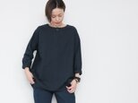 Gender-free tops/ navy checked patternの画像