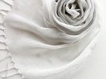 モノトーン♪かろやかコットンシルク＊潤色×白色＊手染めのストール