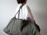 ☆ヴィンテージ加工帆布☆のキャラメルショルダーバッグ　《オリーブグリーンＬL》の画像