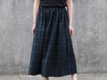 ふんわりとギャザーが広がるダブルガーゼのスカート（ブラックウォッチ）ポケット グリーン 春 夏の画像