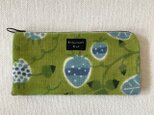 型染め 長財布「苺の庭」の画像