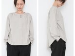 アウトレット　Sanada blouse / sky greyの画像