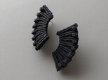 受注制作　ピアス/イヤリング　ファン　ブラック