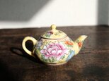 黄色で可愛い◆中国製造　色絵金彩小ぶり急須　煎茶茶器　チャイナレトロ　シノワズリ　牡丹の画像