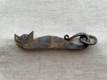 ねこたん　猫のキーホルダー（さび茶：真鍮焼き）20230622-2の画像