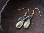 【K14gf】 TwoTone Kyanite Earrings／カイヤナイト ピアスの画像