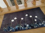ヴィンテージ藍の白詰草　受注作品の画像