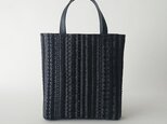 ribbon tote [black denim]の画像