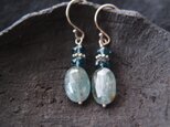 【SV】Kyanite × London Blue Topaz Earrings／カイヤナイト×ロンドンブルートパーズ ピアスの画像