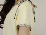 [予約販売]  イエローリバティ肩リボンプルオーバーの画像