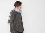 秋のお出かけセット 2 /  Carl shirts charcoal and  Frame stoleの画像