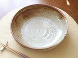 赤陶土と白釉の大鉢の画像