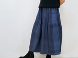 再販☆手織り綿絣ピンタックロングスカート、インディゴ＆インディゴ、オールシーズンの画像