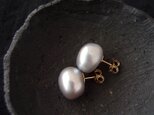大粒グレーバロックパールのピアス【K14gf】Baroque pearl／ Grayの画像