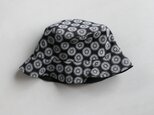 アフリカンシュエシュエファブリック　バケットハット　Shweshwe Black dotsの画像