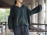 ダブルガーゼの2wayゆったり長袖ブラウス/フォレストグリーンの画像
