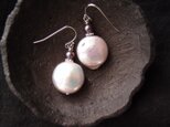 OUTLET【RP】Coin Pearl Earrings・Gray／コインパール フックピアスの画像