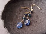 【K14gf・受注制作】Royal Blue Kyanite Earrings／カイヤナイト×サファイア×トパーズ プチピアスの画像