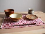 手織りテーブルマット（赤＆茶色２枚セット）の画像