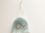 keycase   jelly fish  フラワー刺繍　blue①の画像