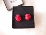 【天然石刺繍／ピアス】Red Coral Earrings・asymmetry／レッドコーラルの画像