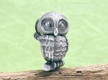 目利きのフクロウ（ピンバッジ）/シルバーブローチ/sv925の画像
