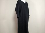 カラーリネン◆ストレートワンピース　長袖◆黒◆フリーサイズ（中厚、リネン100％）～フォーマルにも～