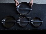 取手が取れる！アイアンフライパン直径２２ｃｍ【ソロキャンプ&お家時間のお供に】の画像