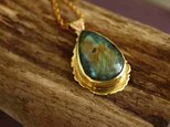 ラブラドライト＊大粒＊ボタニカル＊真鍮＊ペンダント＊＊no.703