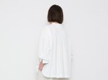 Vertical shirts / whiteの画像