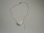 moon motif necklace プレシャスオパール使用の画像