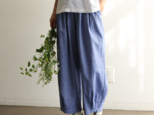 楽してお洒落が叶う　足さばきを軽快にしてくれるロングパンツ　コットンリネン　紺桔梗　240506-2