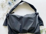 雨でも安心＊ふんわり軽量＊撥水ナイロン＊2wayビッグサイズショルダー＊ブラック＊A4収納可能　