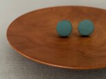 陶のピアス（まる/green）の画像