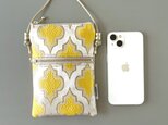 【受注制作】新作 モロッカン生地のスマホポシェット/スマホショルダー/ピルゥファス/イエロー