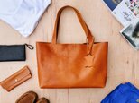 【イタリアンレザー】A4がしっかり入る ノーブルトートバッグ（シンプル/肩掛け/メンズ/レディース/仕事）キャメル