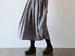 綿麻ドットジャカード織　柔らかなグレー・半袖**雰囲気たっぷりなコクーンデザイン・ワンピース 長袖に変更